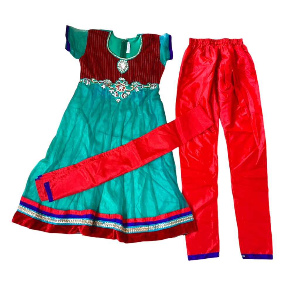 Salwar-Kameez-Priya-01